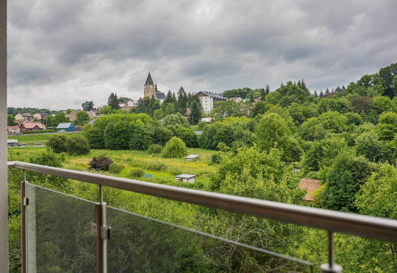Apartament W Dolinie Sanu Леско Екстериор снимка
