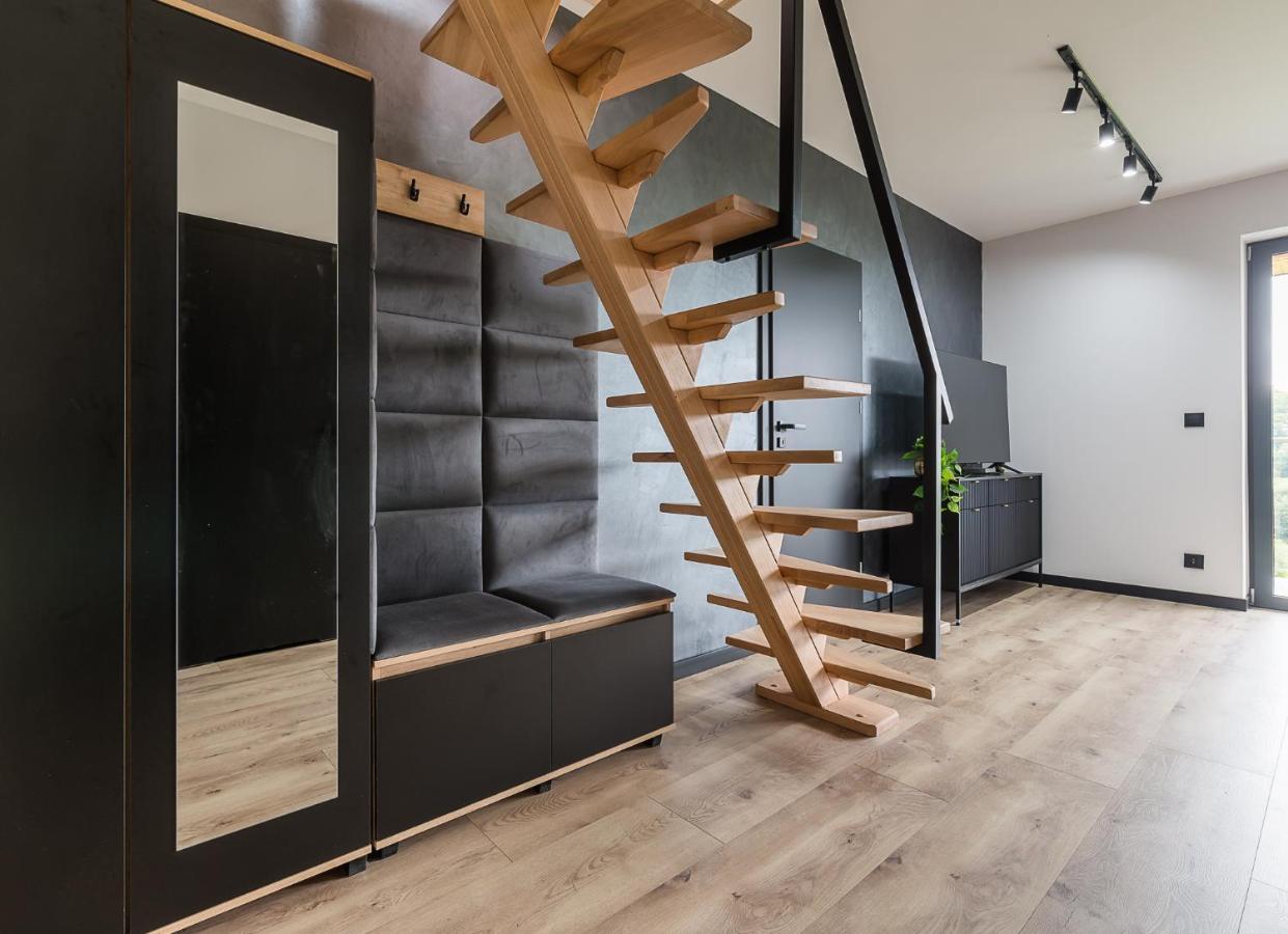 Apartament W Dolinie Sanu Леско Екстериор снимка